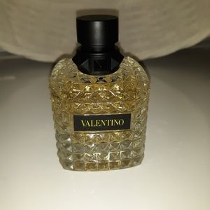 Valentino Born in Roma Yellow Dream